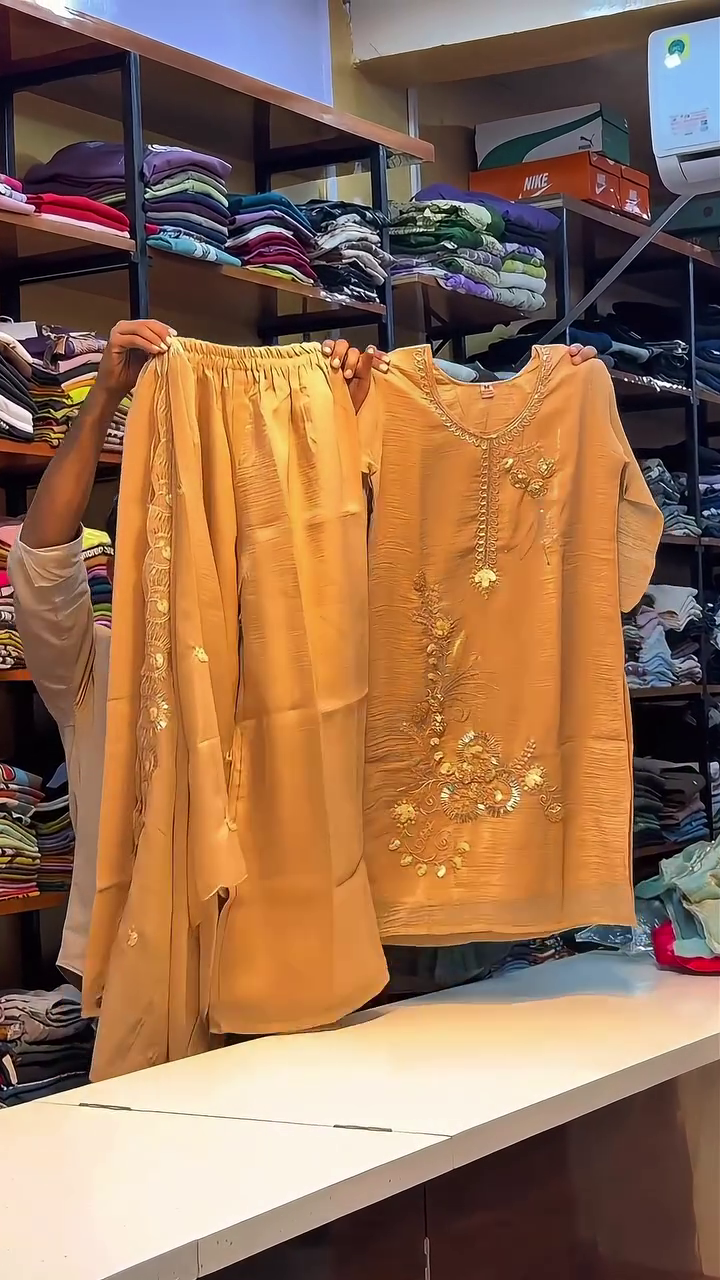 🌿 Emerald Grace Floral Embroidered Kurta Set with Dupatta 🌿