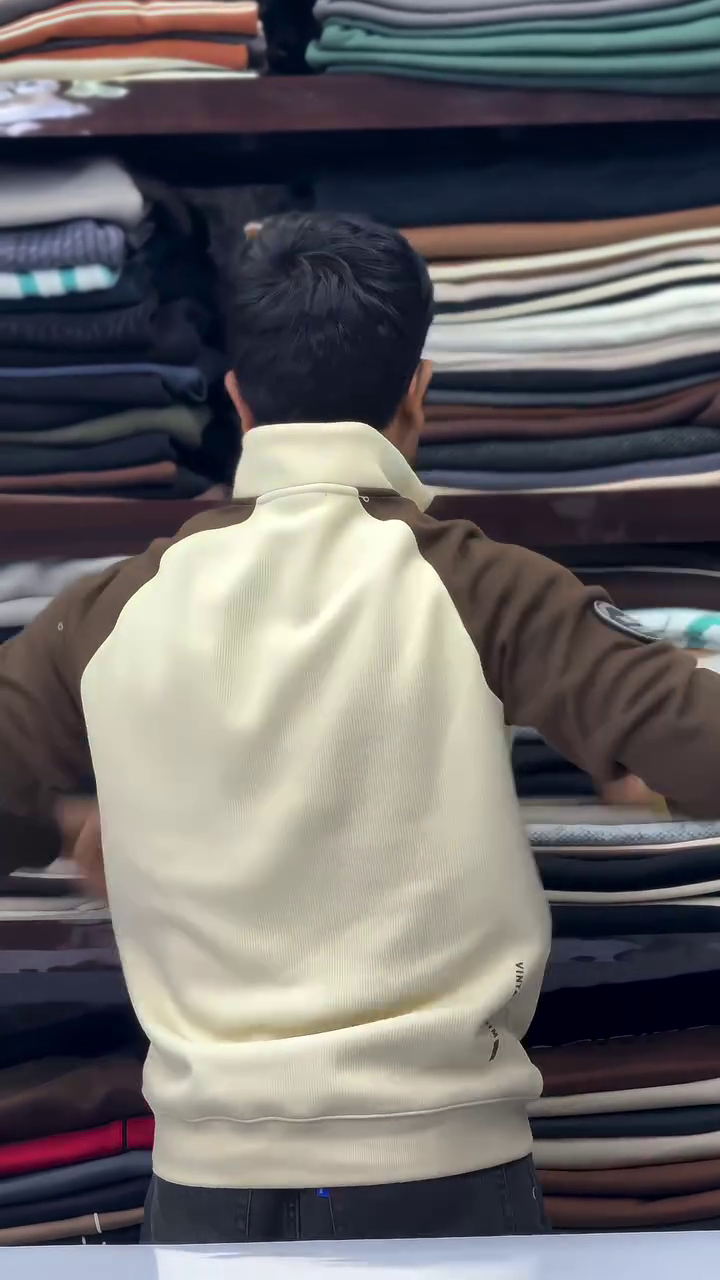 💚 Tone Half-Zip Sweatshirt  Premium Winter Essential 💚