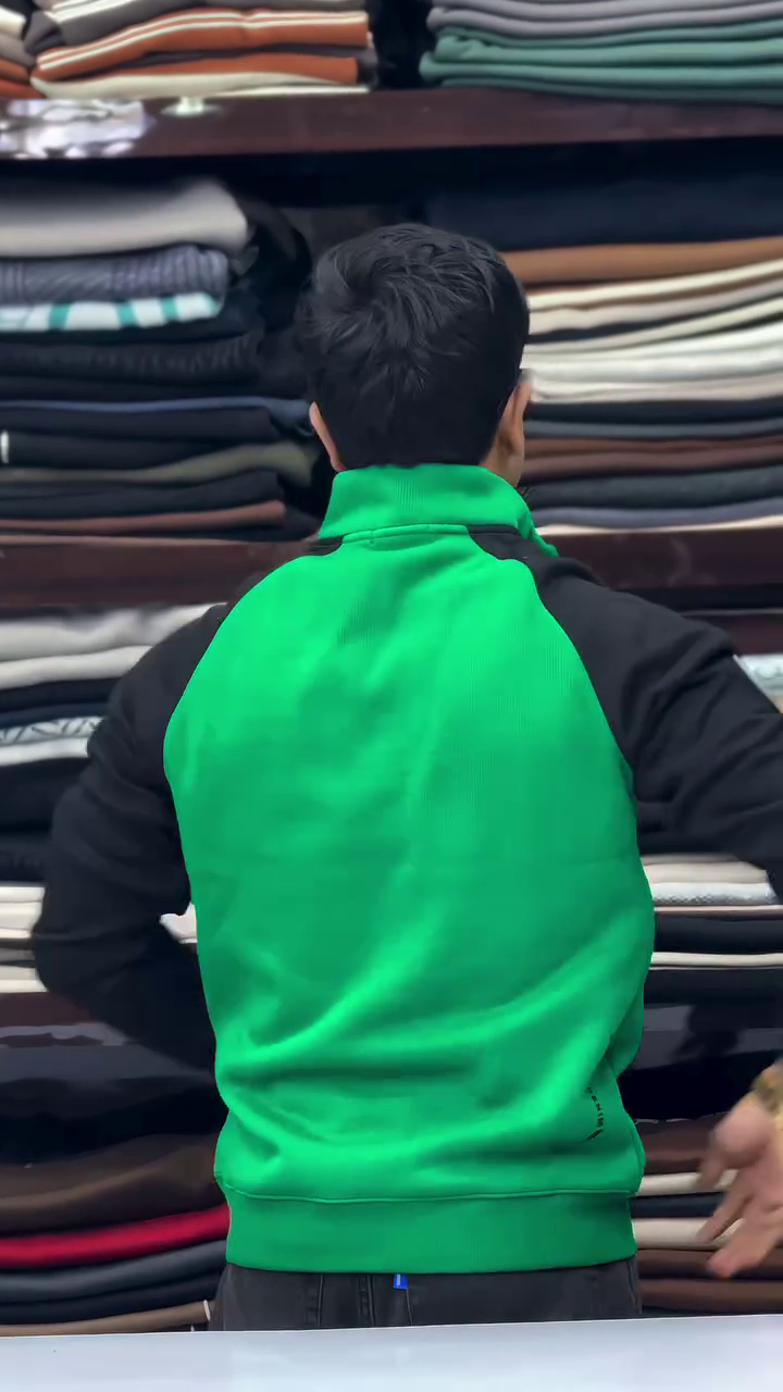 💚 Tone Half-Zip Sweatshirt  Premium Winter Essential 💚