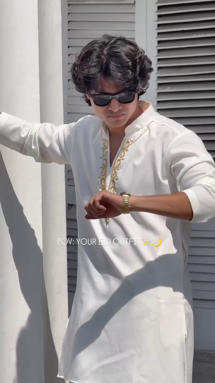 Ivory Embroidered Kurta