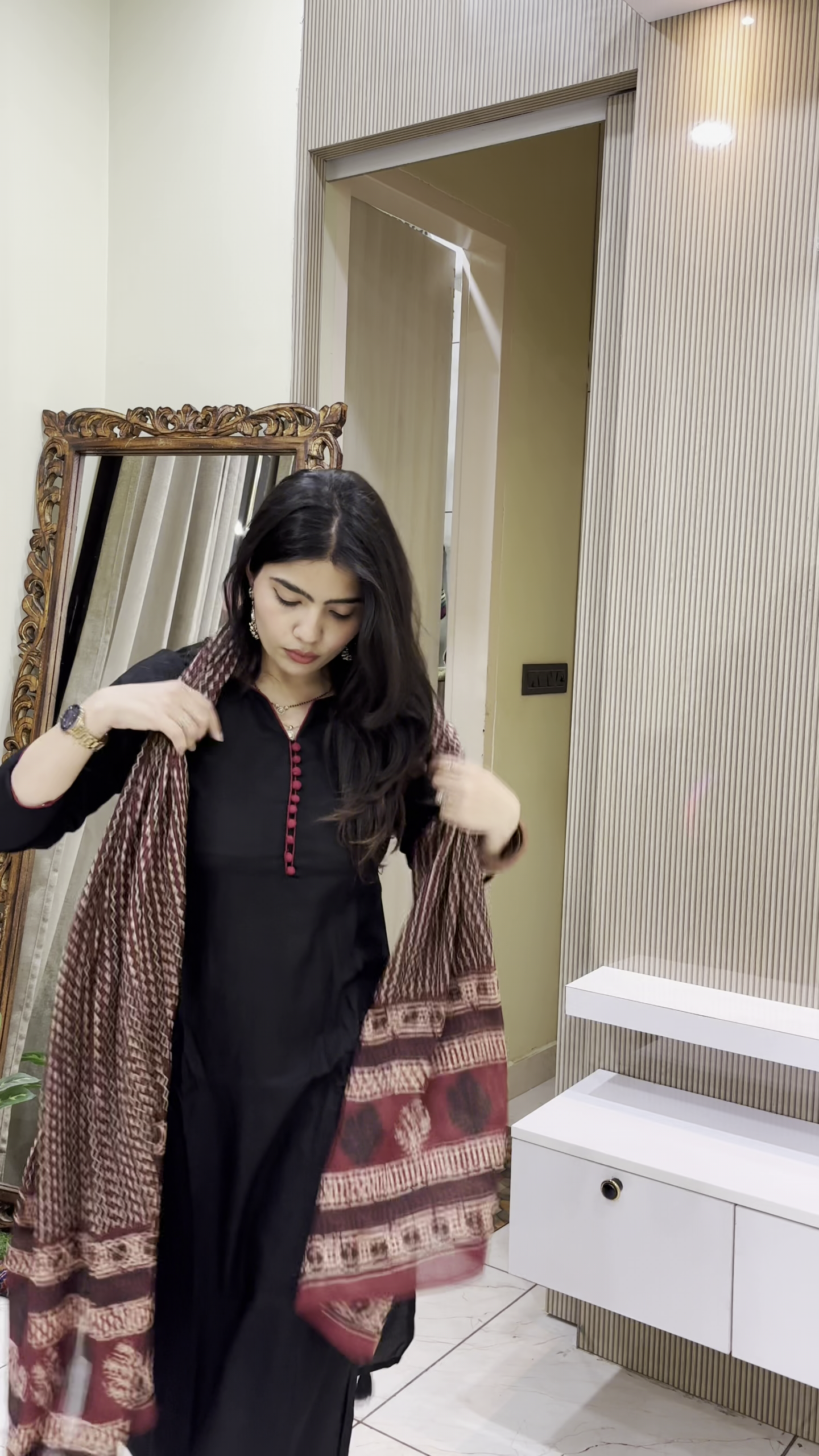 Elegant Noir Kurta Set with Printed Dupatta